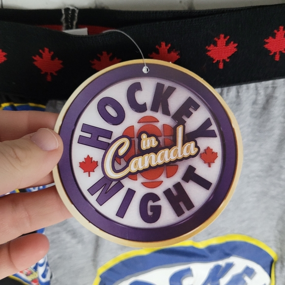 NHL | Hockey Night In Canada boxers - Picture 3 of 7